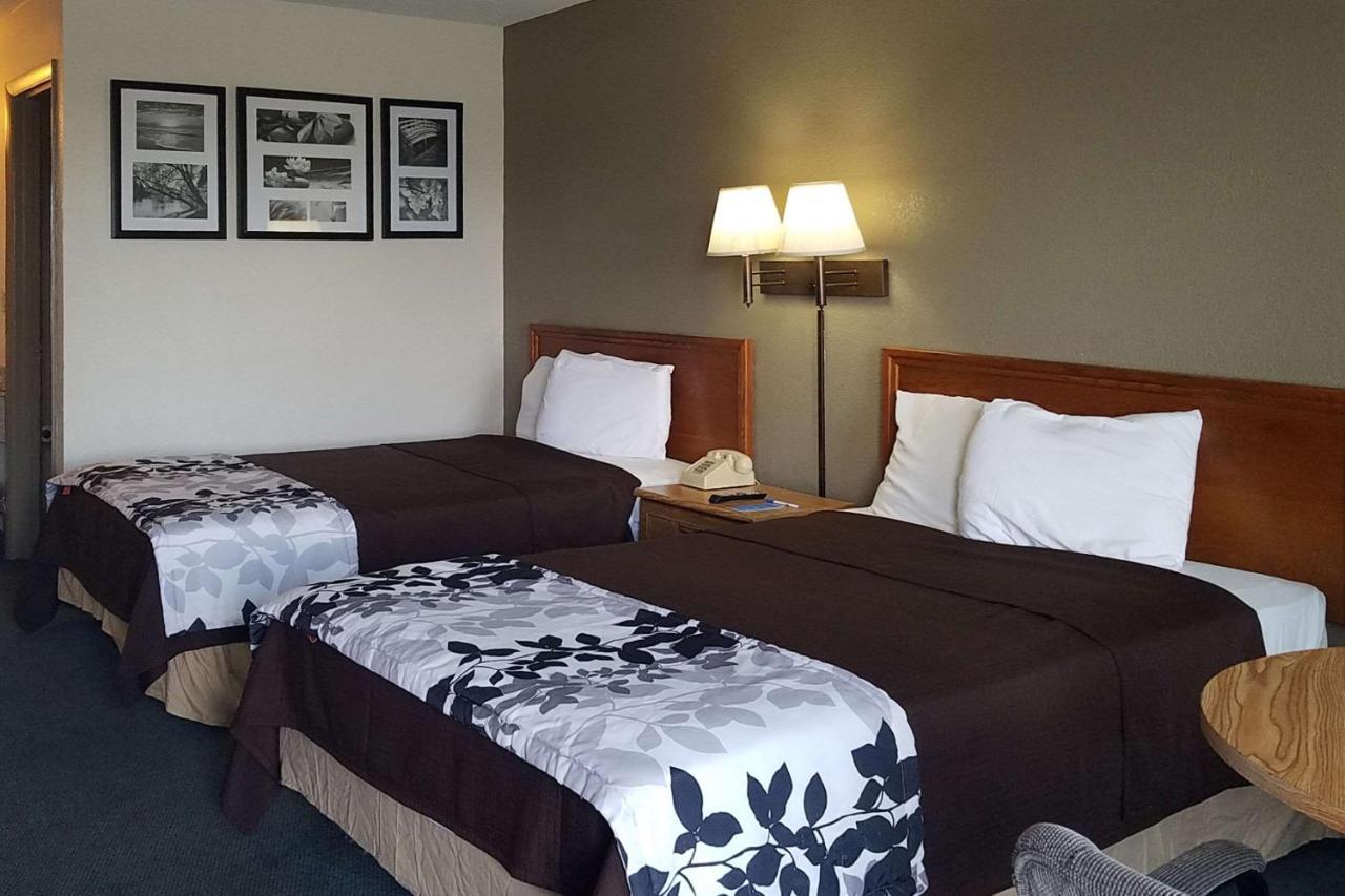 Travelers Inn & Suites Sumter Exteriör bild